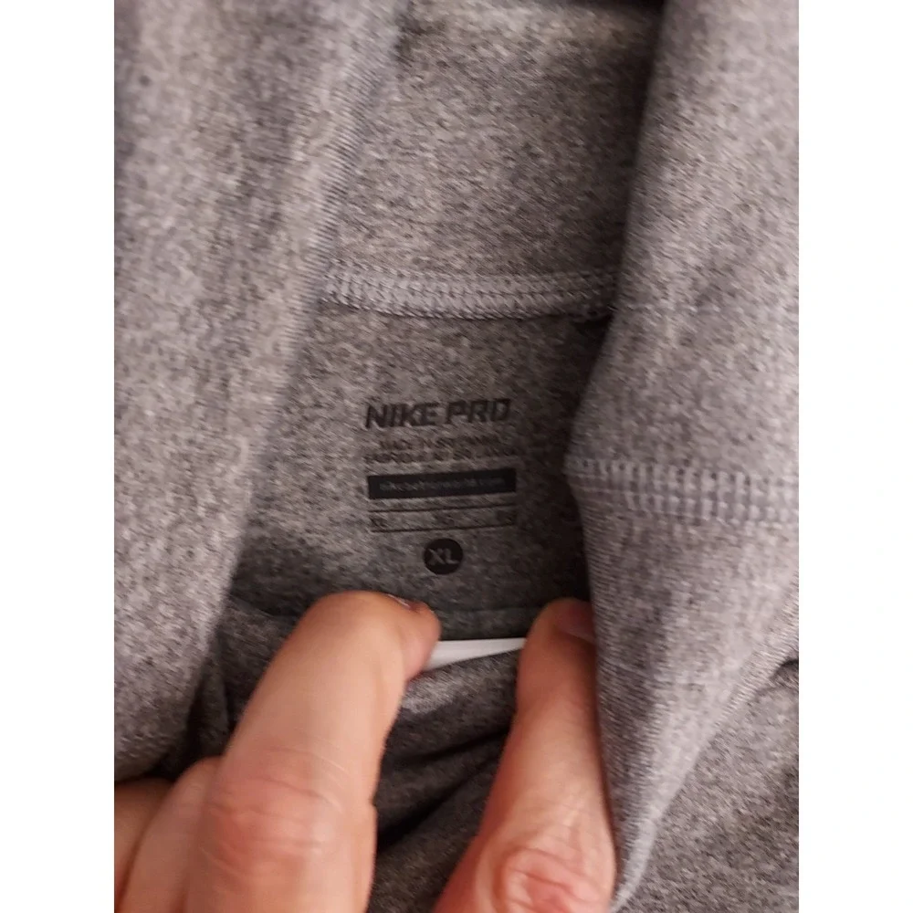 Nike Pro Sweatshirt Womens Extra Large Hyperwarm Turtleneck Drawstring Dri‎ Fit